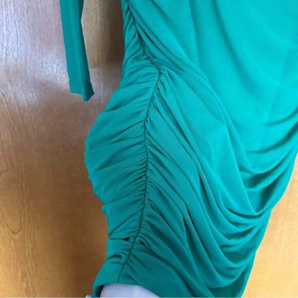 Selfie Leslie Dream Catcher Long Sleeve Ruched Mini Dress Green Size XL - Picture 4 of 10